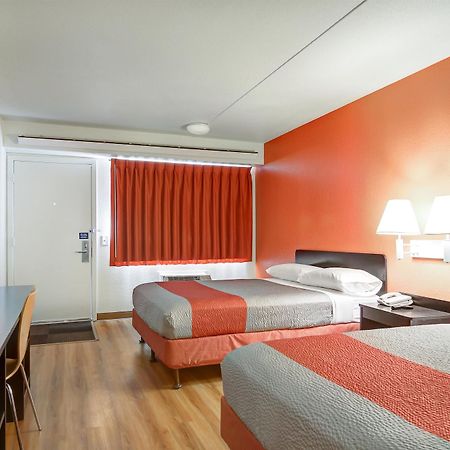 Motel 6-Springfield, Mo - North ภายนอก รูปภาพ