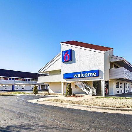 Motel 6-Springfield, Mo - North ภายนอก รูปภาพ