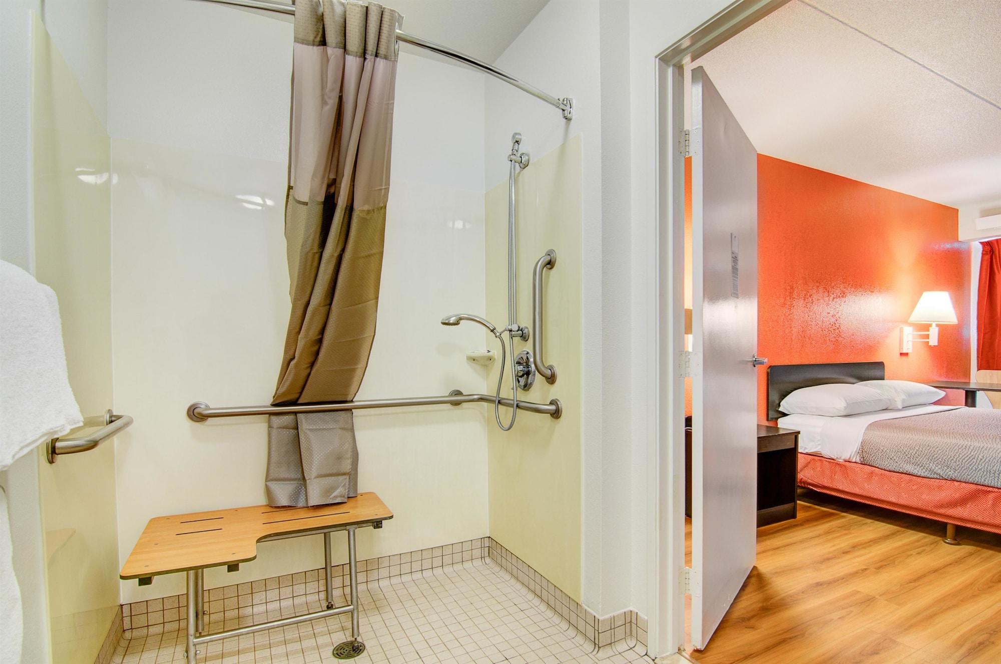 Motel 6-Springfield, Mo - North ภายนอก รูปภาพ