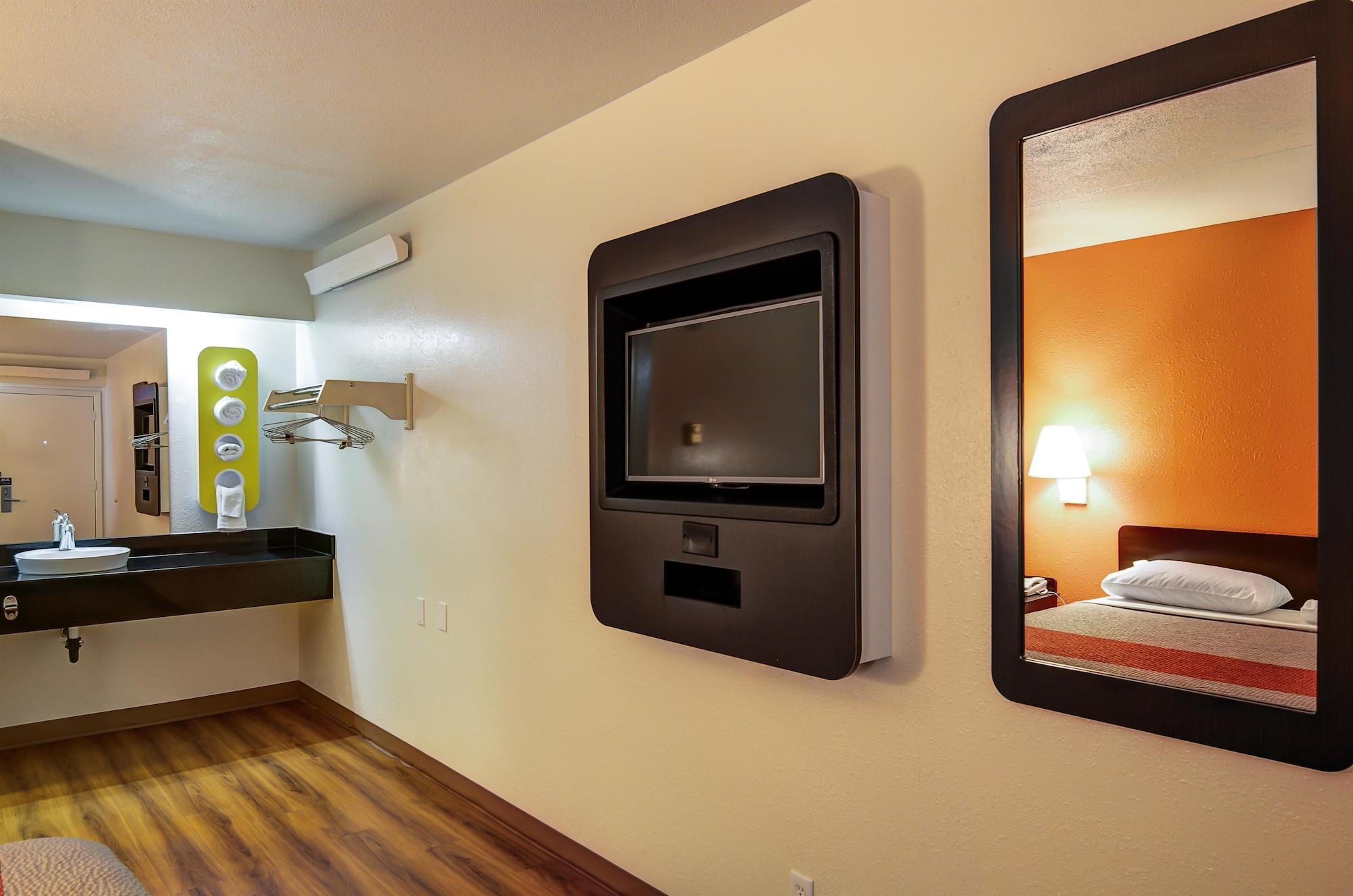 Motel 6-Springfield, Mo - North ภายนอก รูปภาพ